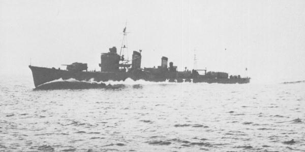 IJN DD Suzukaze in 1937.jpg