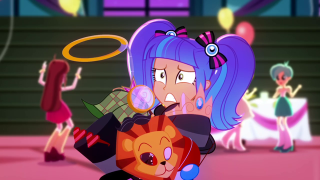 Pixel Pizzaz holding photography props