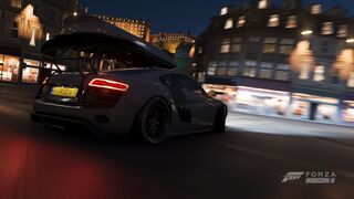 《极限竞速：地平线 4》